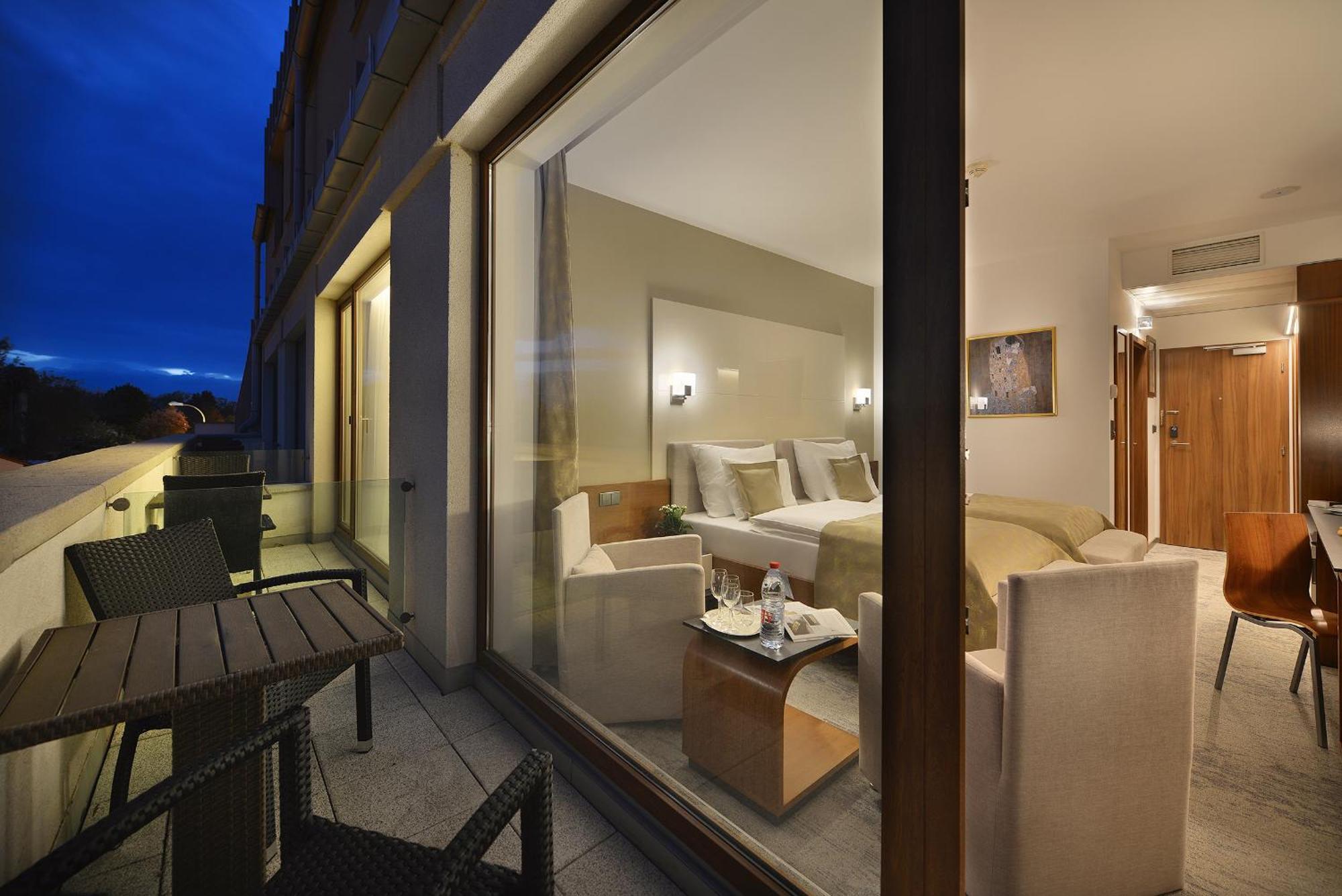 Wellness Hotel Diamant Hluboká nad Vltavou Dış mekan fotoğraf