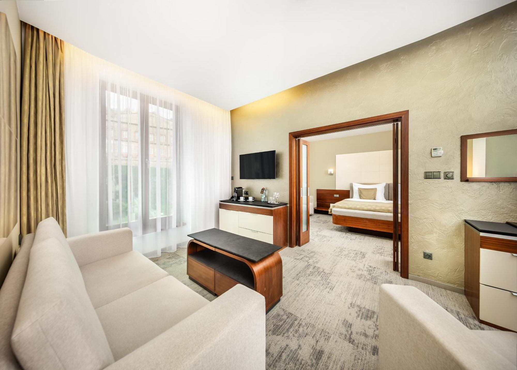 Wellness Hotel Diamant Hluboká nad Vltavou Dış mekan fotoğraf