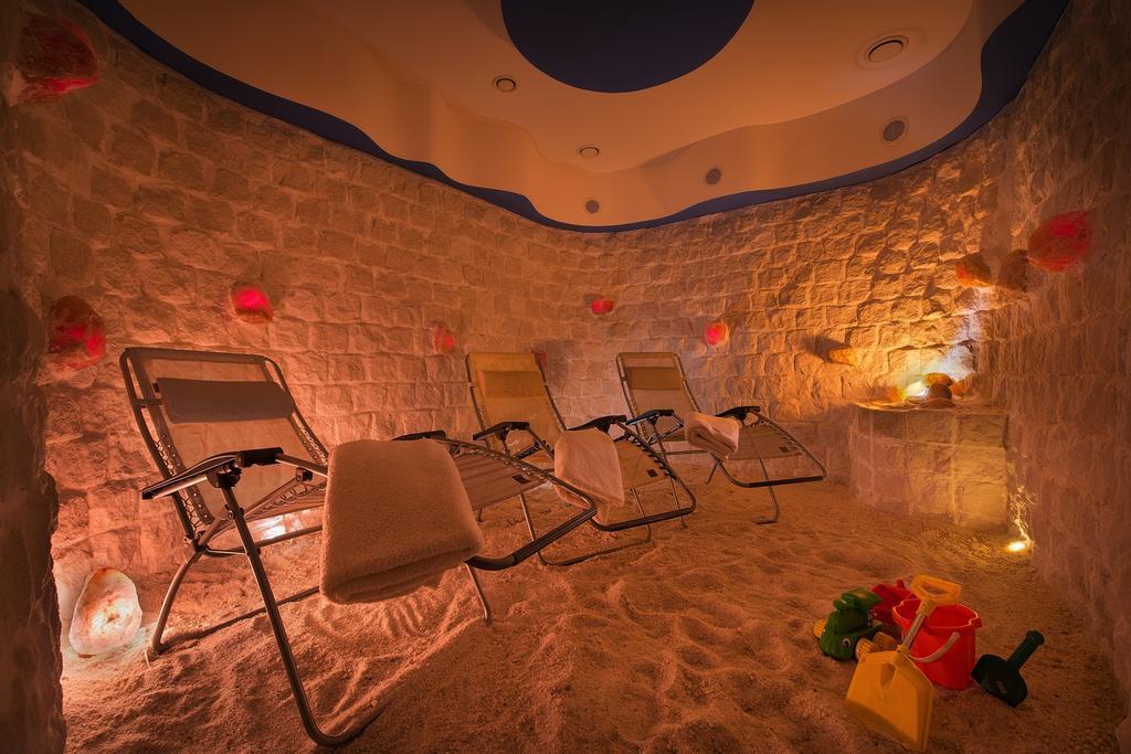 Wellness Hotel Diamant Hluboká nad Vltavou Dış mekan fotoğraf