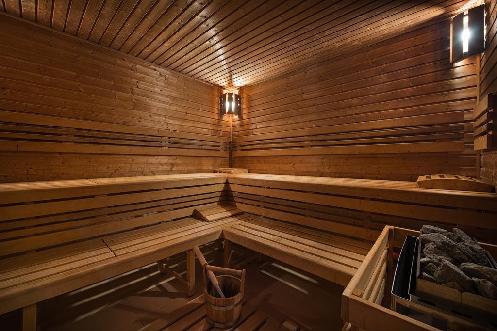 Wellness Hotel Diamant Hluboká nad Vltavou Dış mekan fotoğraf
