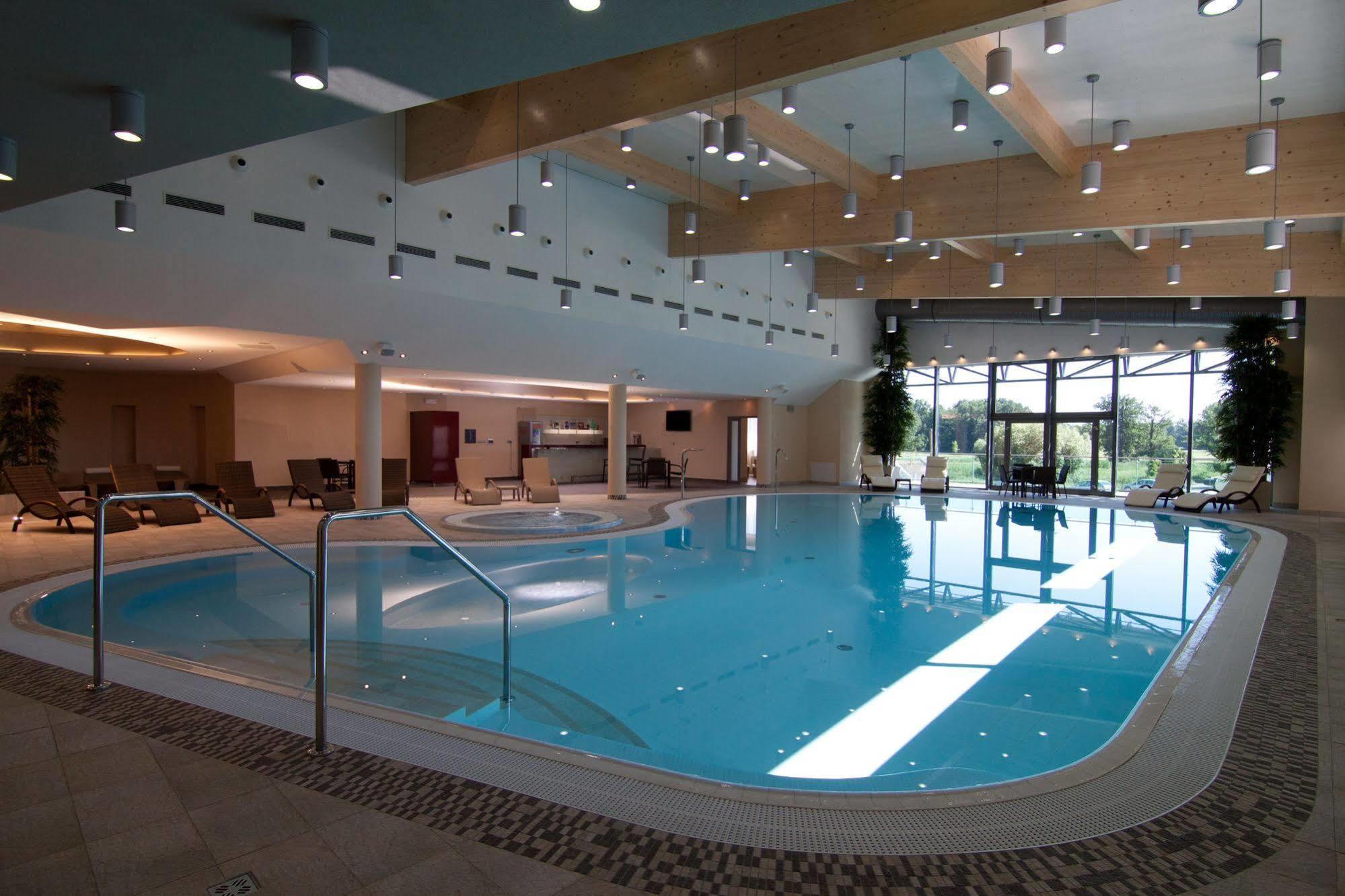 Wellness Hotel Diamant Hluboká nad Vltavou Dış mekan fotoğraf